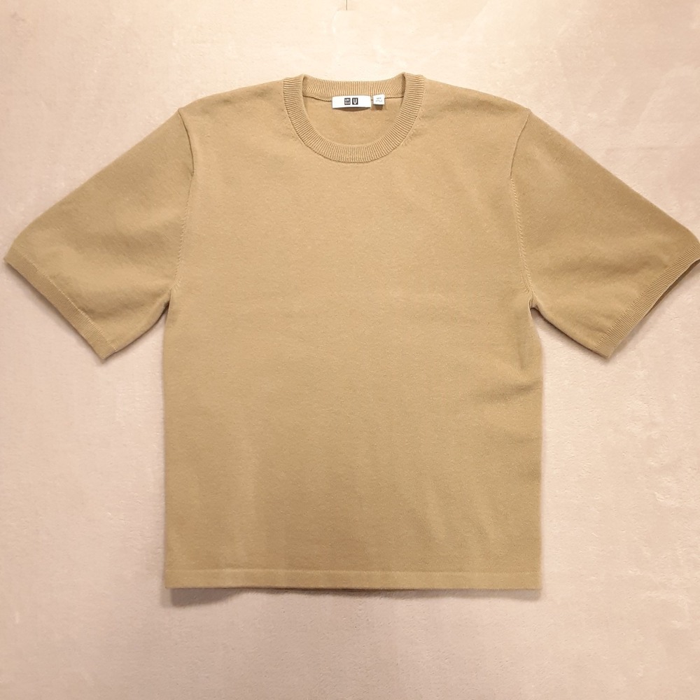 Uniqlo Mens Knitted Short Sleeve T-Shirt XXS Biege Boxy Loose Mid-Gauge Unisex